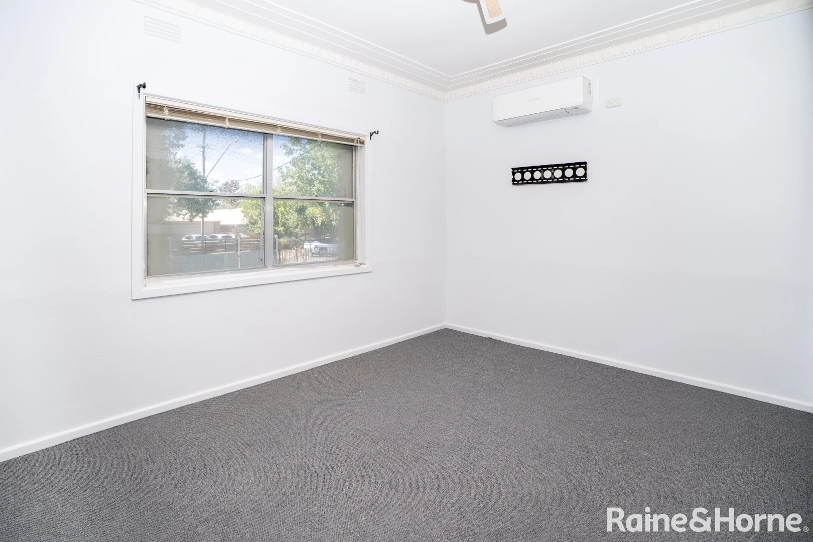 Additional image 8 of 10 John Street, Kooringal NSW 2650