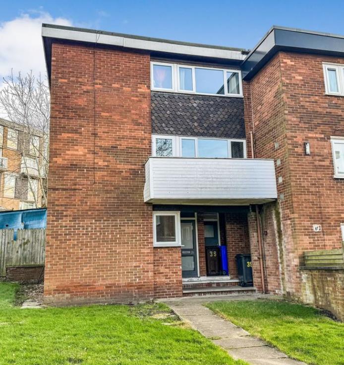3 Bed Semi-Detached House, Spring Close Mount, S14, N1 7GU