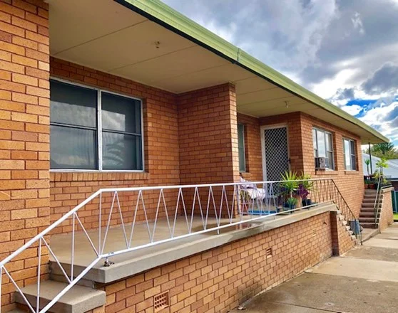 2/9A Gipps Street, Tamworth NSW 2340