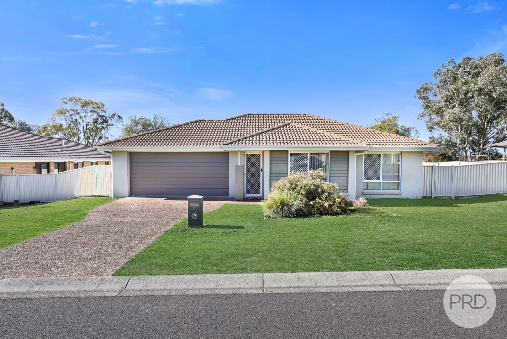 11 McKinlay Place, Tamworth NSW 2340