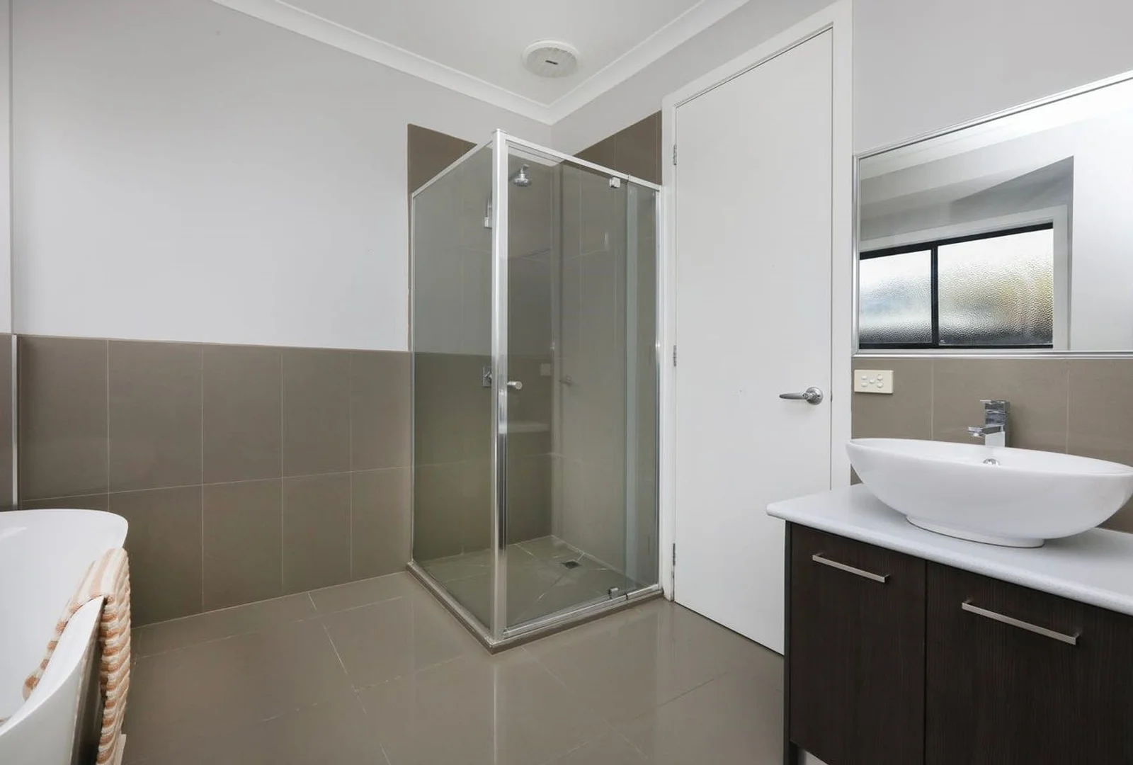 Additional image 20 of 13 Viewside Crescent, Craigieburn VIC 3064