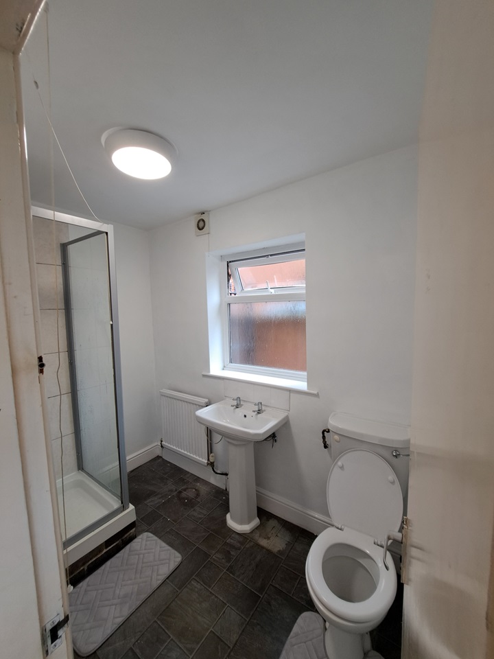 Additional image 3 of 5 Bed Semi-Detached House, Claypol Rd, NG7, N1 7GU