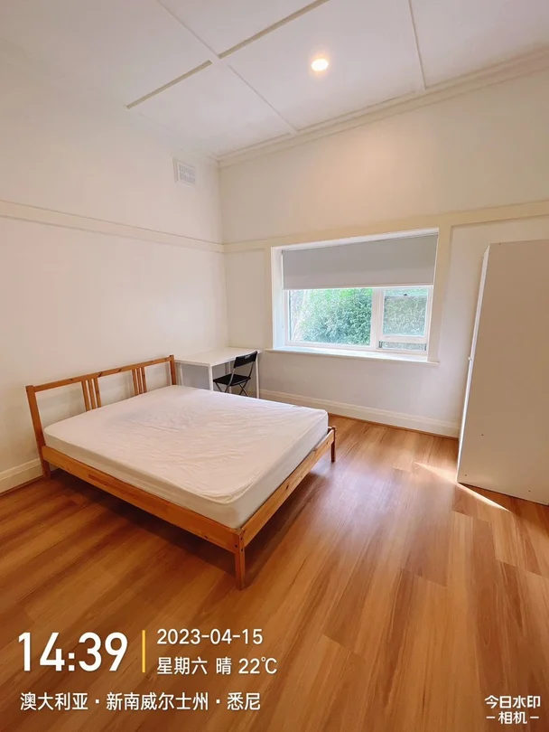 WeChat: KRL119 L1/ 70-75 Barker st, Kensington NSW 2033