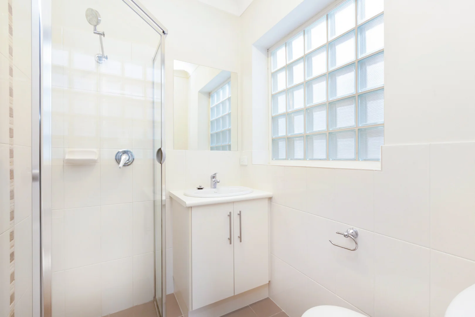 Additional image 8 of 1a Winifred Avenue, Glandore SA 5037