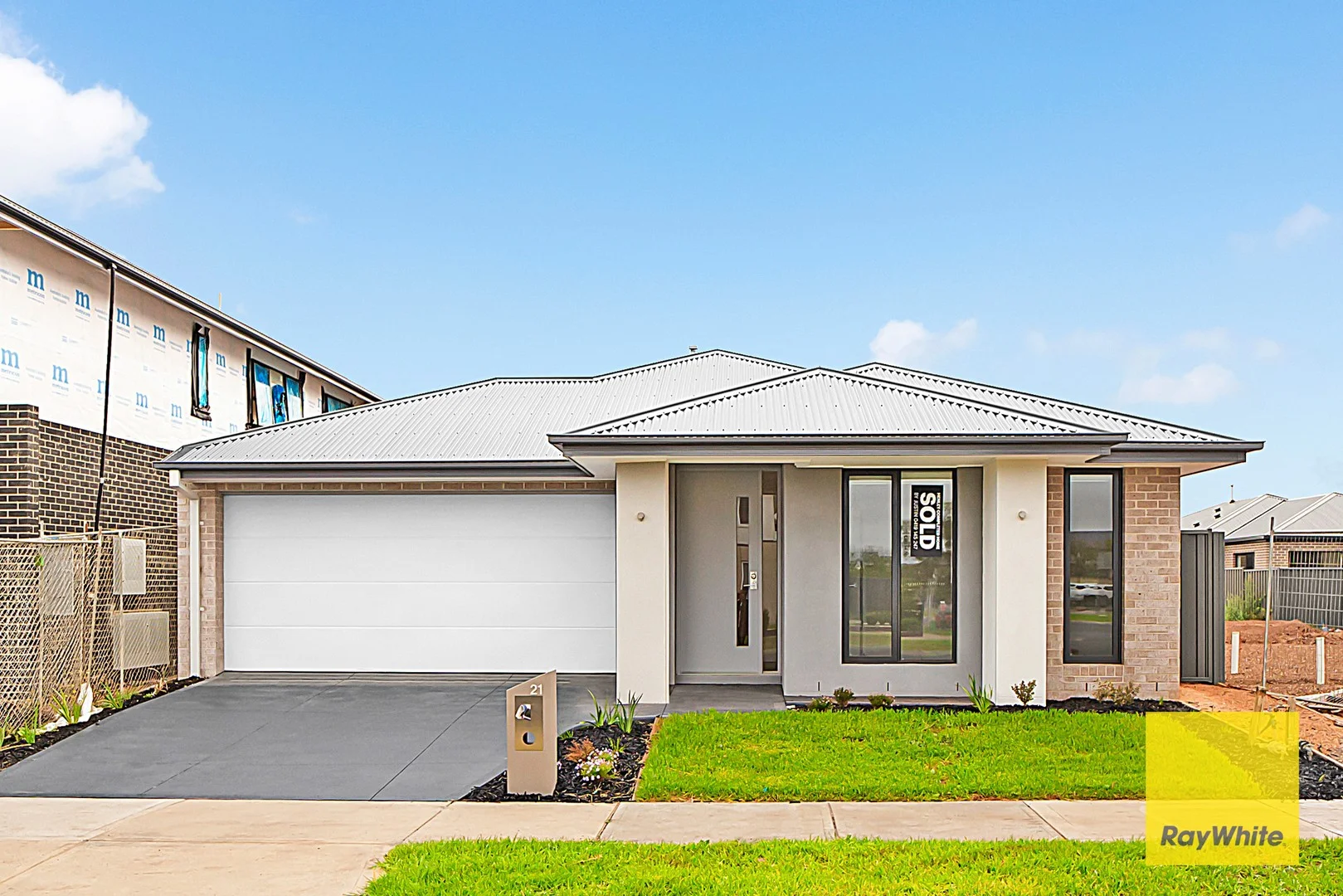 21 Opulent Boulevard, Tarneit VIC 3029