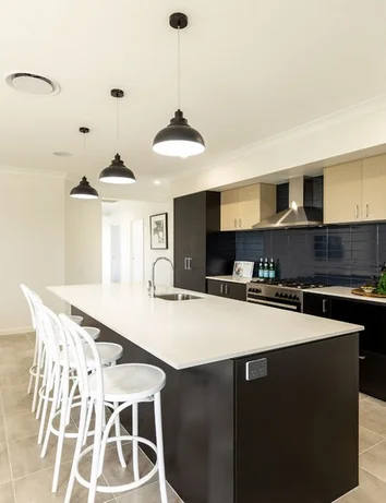 Additional image 9 of 7 Vale Avenue, Arundel QLD 4214