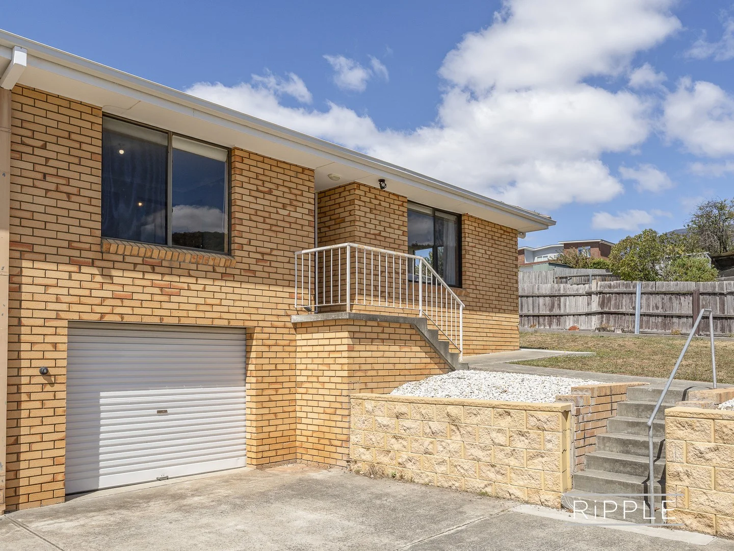 2/8 Paringa Road, Glenorchy TAS 7010