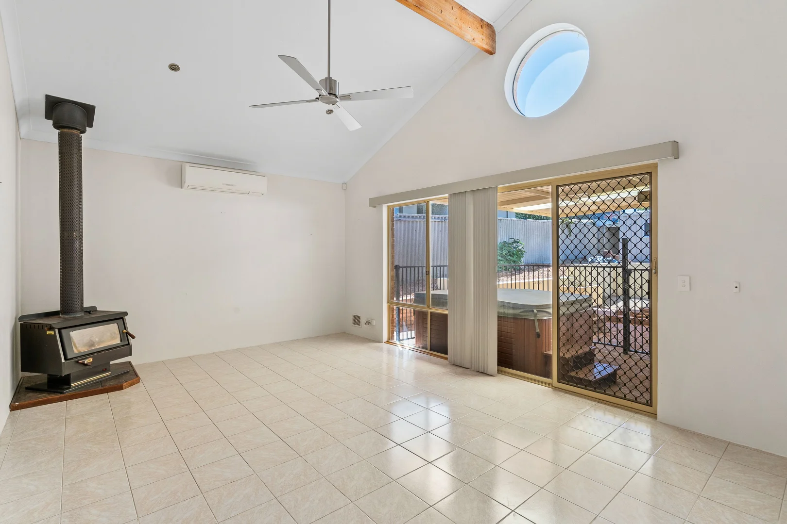 Additional image 7 of 15A Wilkins Street, Halls Head WA 6210