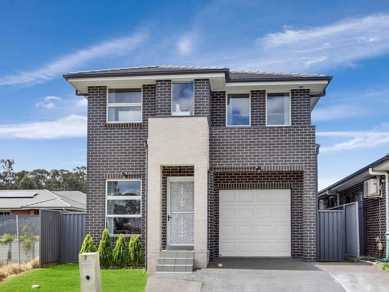 7 Medlock Street, Riverstone NSW 2765