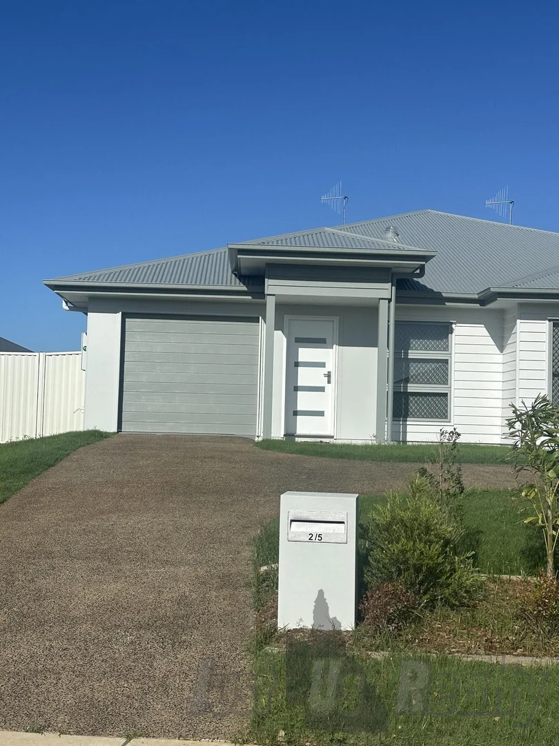 Additional image 8 of 2/5 Coral Cove Drive, Coral Cove QLD 4670