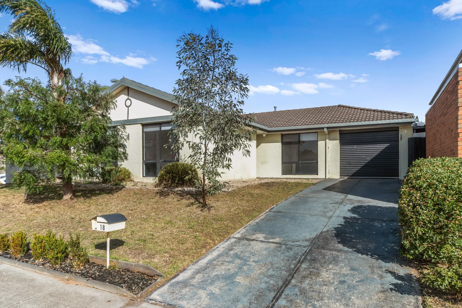 18 John Monash Drive, Skye VIC 3977
