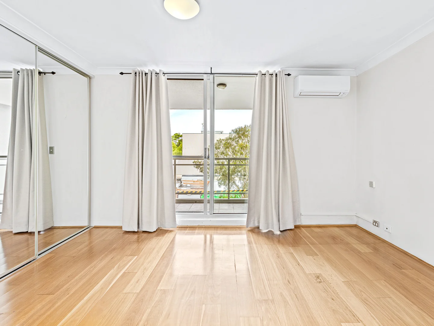 Additional image 5 of 14/4 Gillespie Avenue, Alexandria NSW 2015