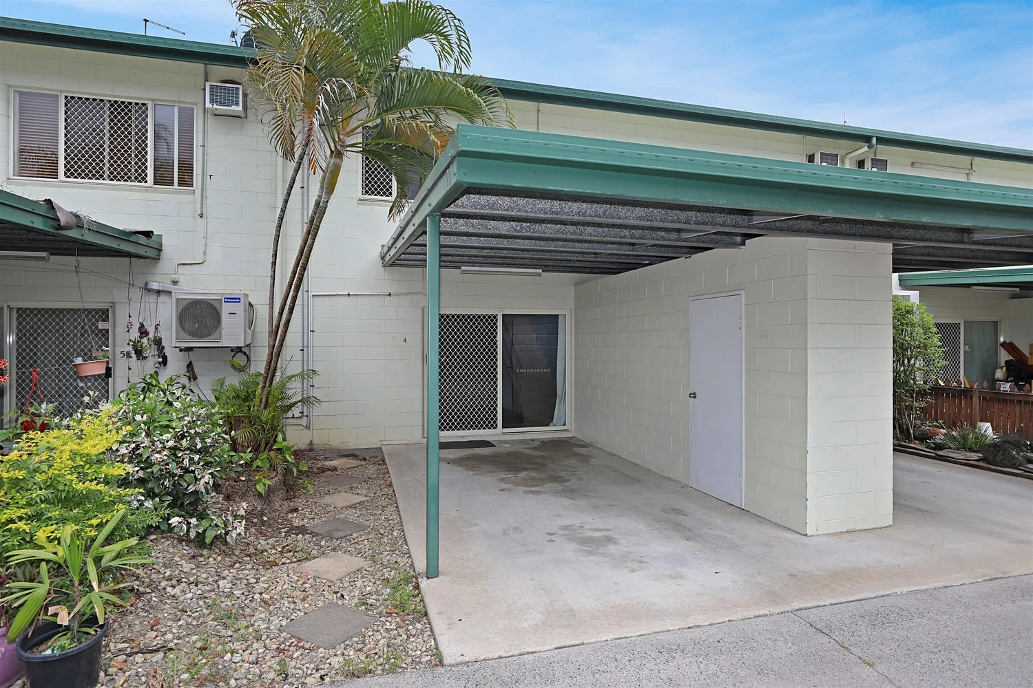 Additional image 5 of 4/18 Robert Road, Bentley Park QLD 4869
