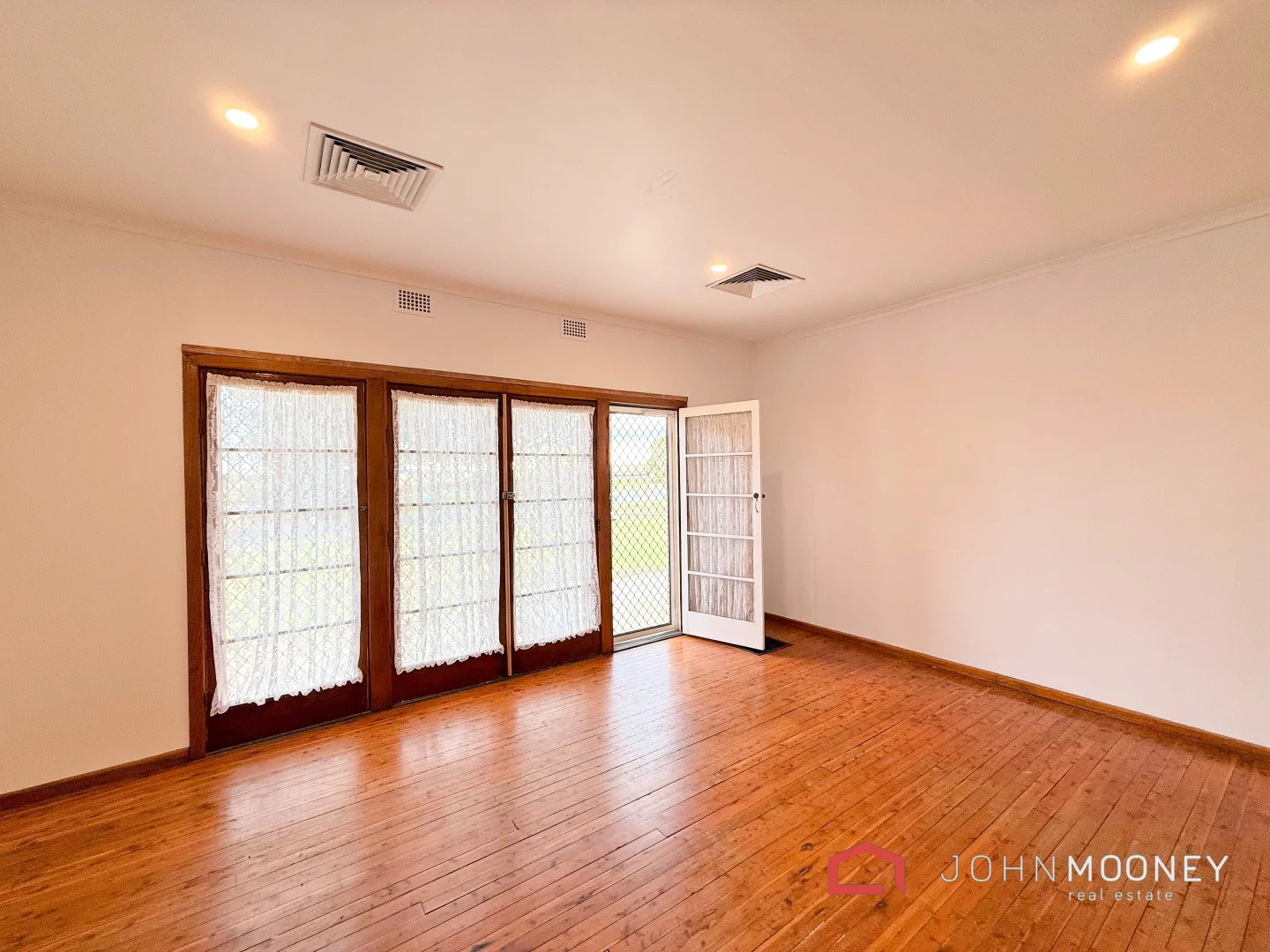 Additional image 3 of 90 Allonby Avenue, Forest Hill NSW 2651