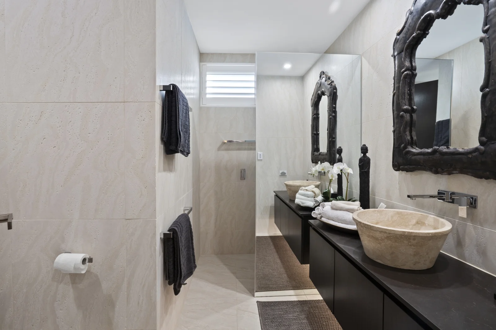 Additional image 16 of 2 Petrel Ave, Mermaid Beach QLD 4218