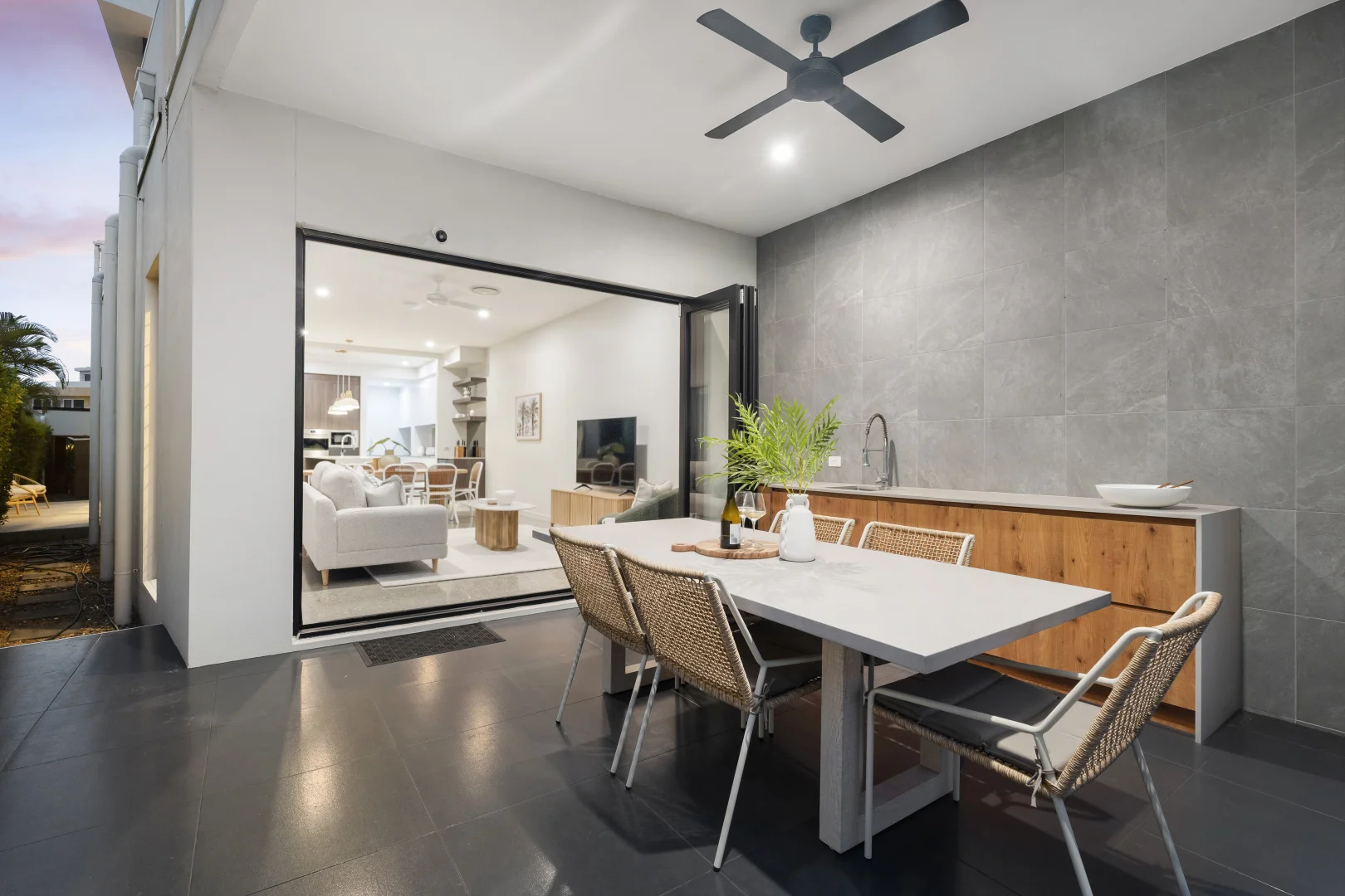 Additional image 24 of 38B Merrimac Boulevard, Broadbeach Waters QLD 4218
