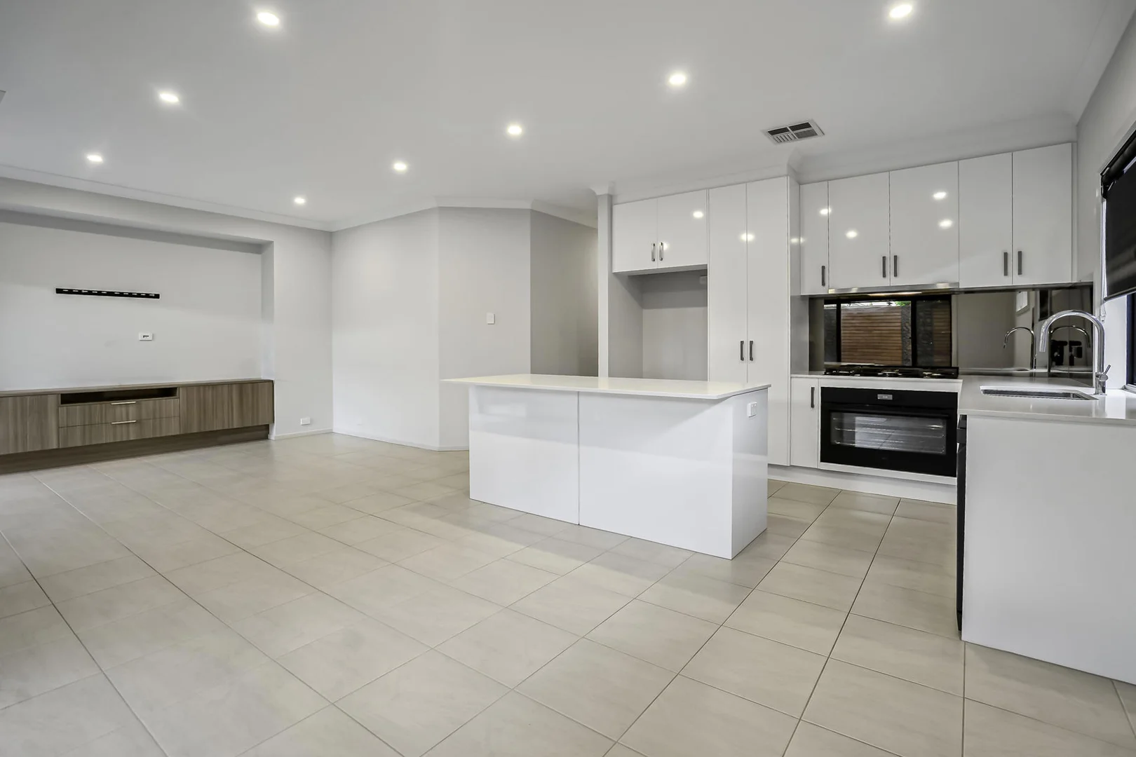 Additional image 8 of 13 Ranford Road, Largs North SA 5016