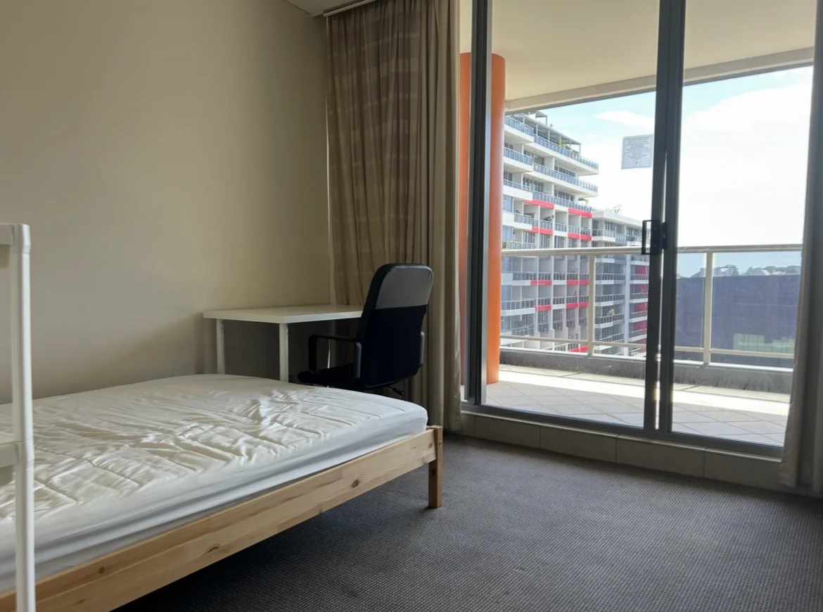 Additional image 3 of WeChat: KRL119 L8/ 7 Potter st, Waterloo NSW 2017