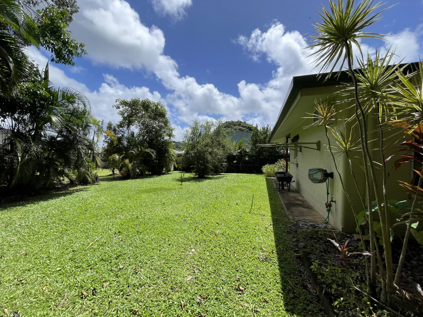 Additional image 10 of Unit B/5 Buccaneer Street, South Mission Beach QLD 4852