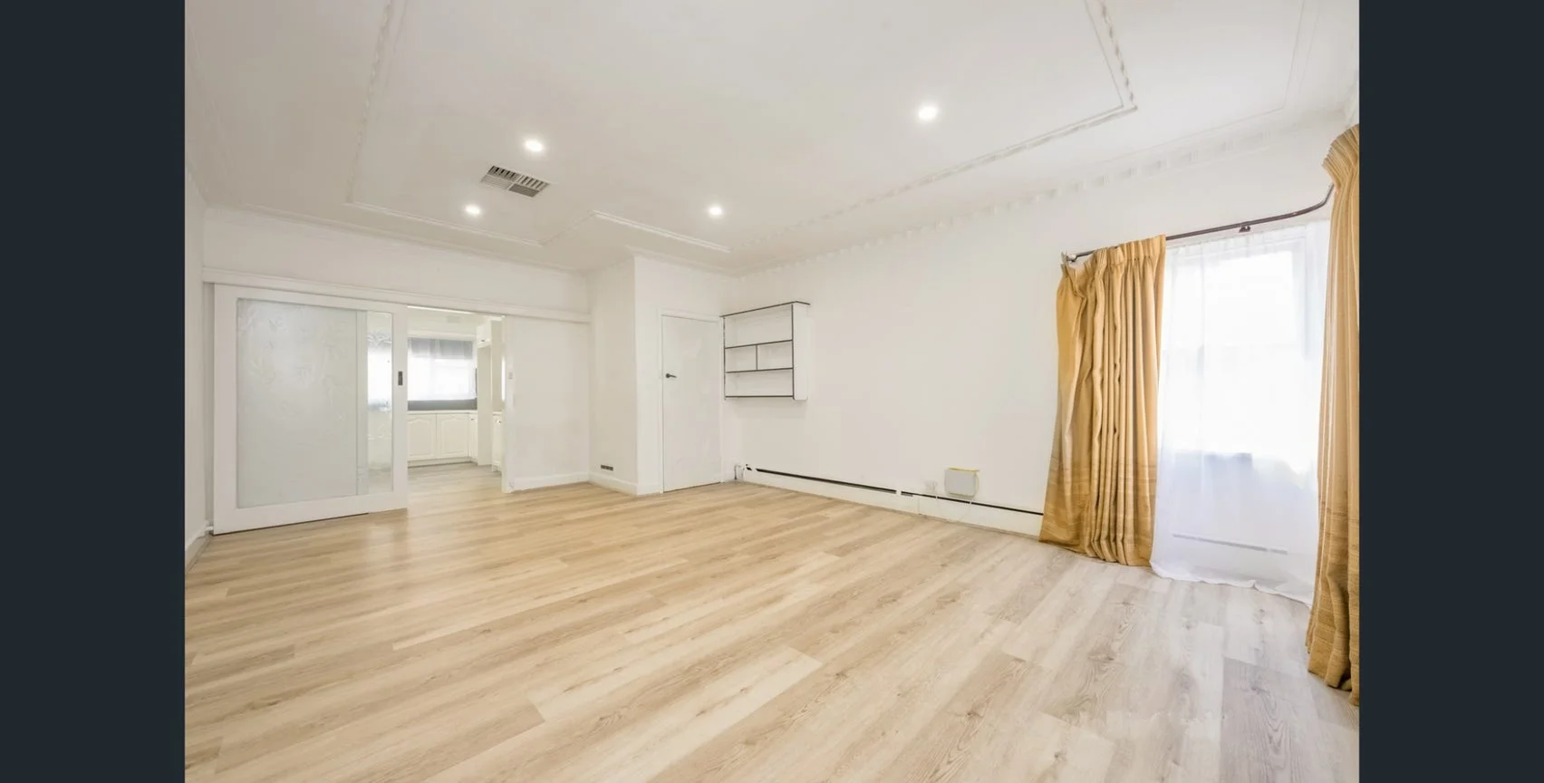 Additional image 2 of 587 Pascoe Vale Road, Oak Park VIC 3046