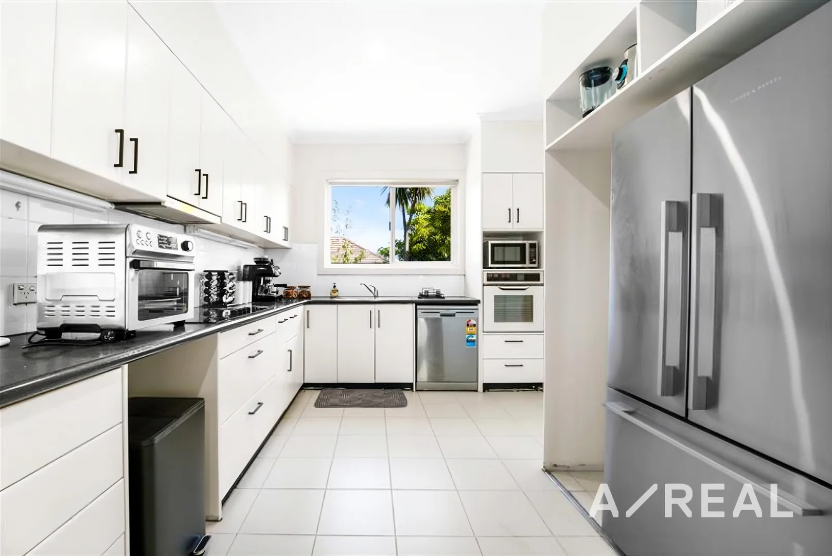Additional image 3 of 122 Porter Road, Heidelberg Heights VIC 3081