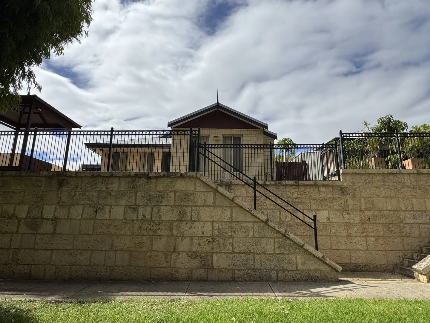 9 Lyndhurst Crescent, Wellard WA 6170
