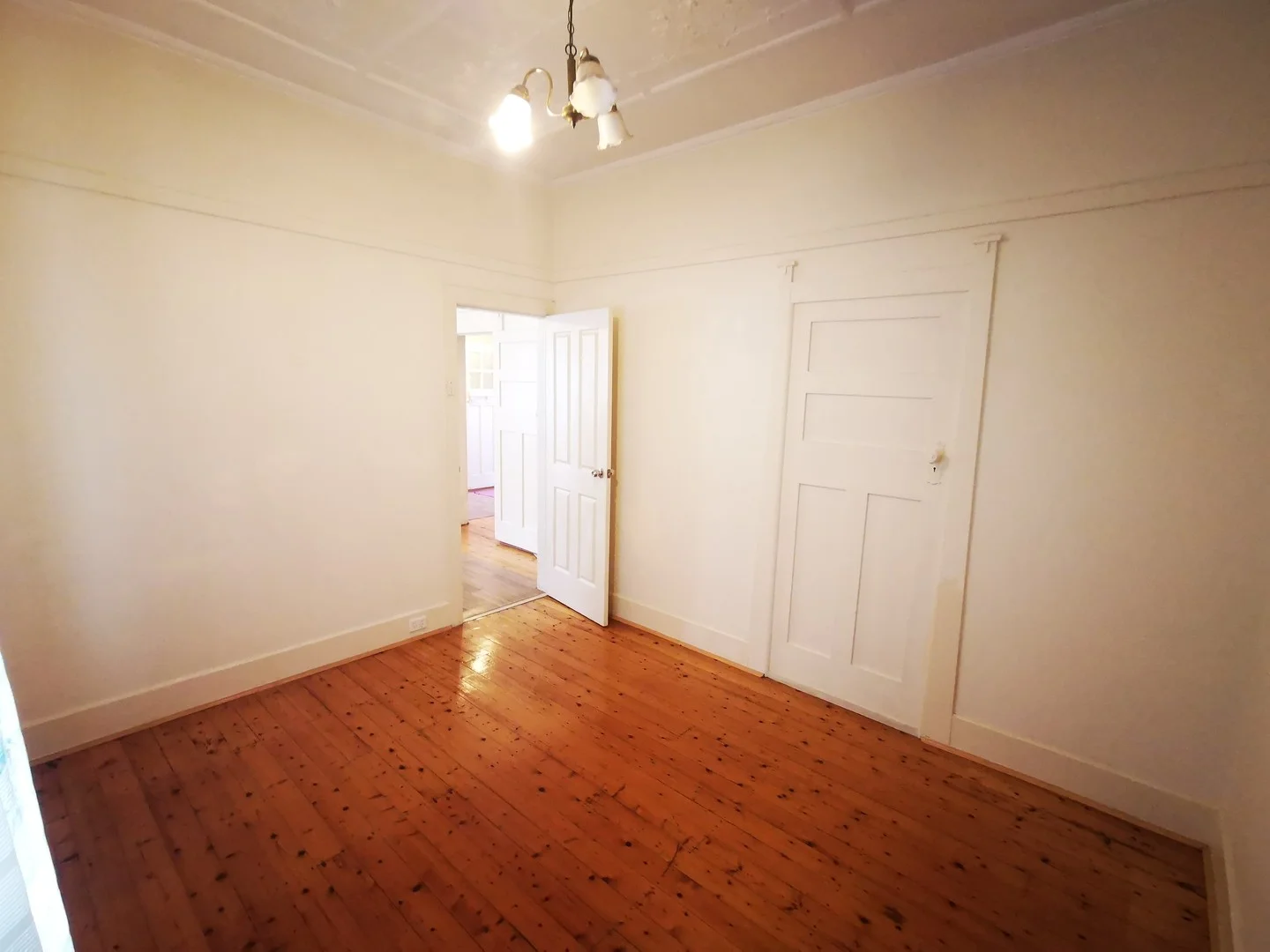 16 Queensborough road, Croydon Park NSW 2133