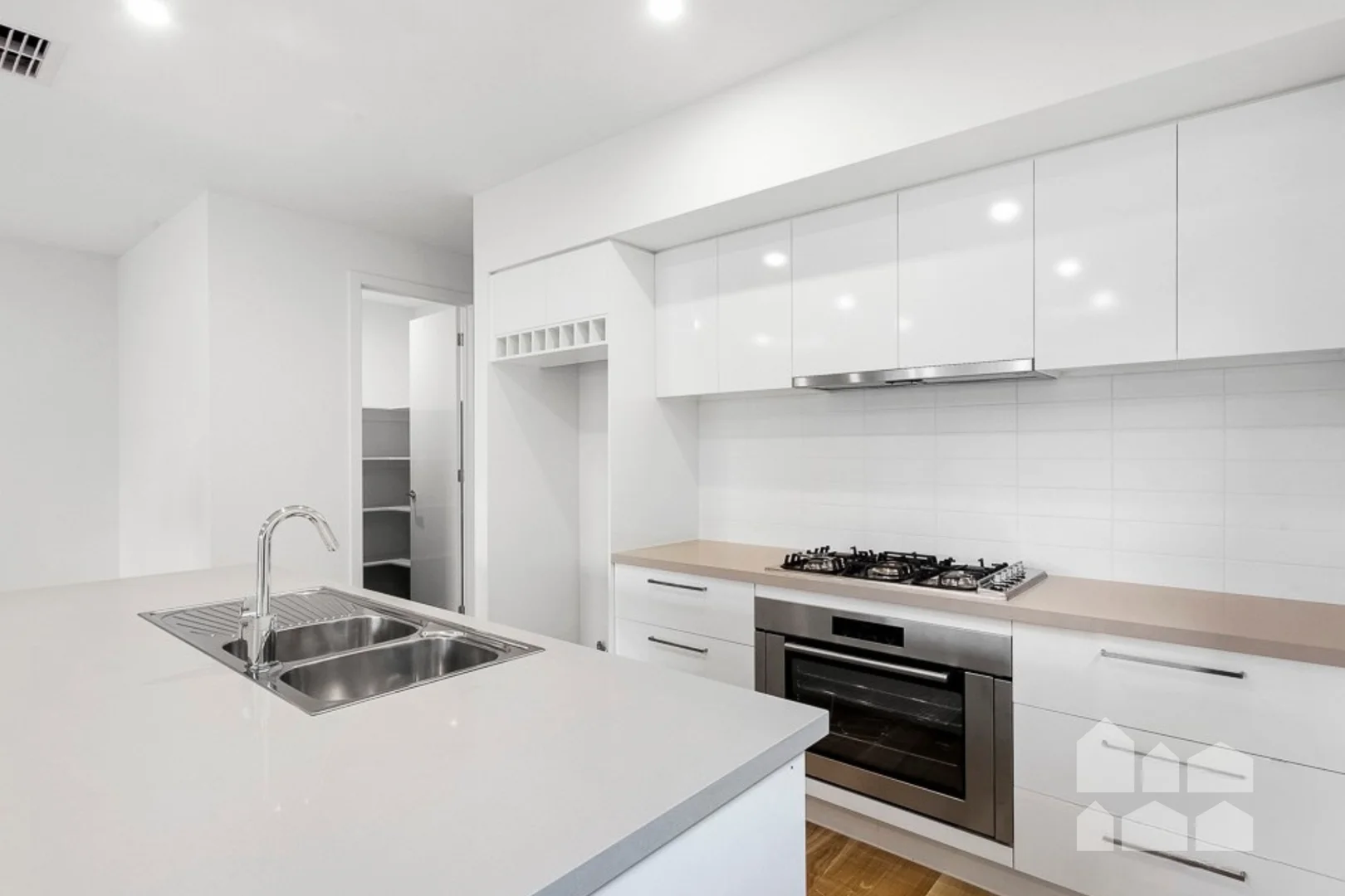 Additional image 3 of 31 Mahon Avenue, Altona North VIC 3025