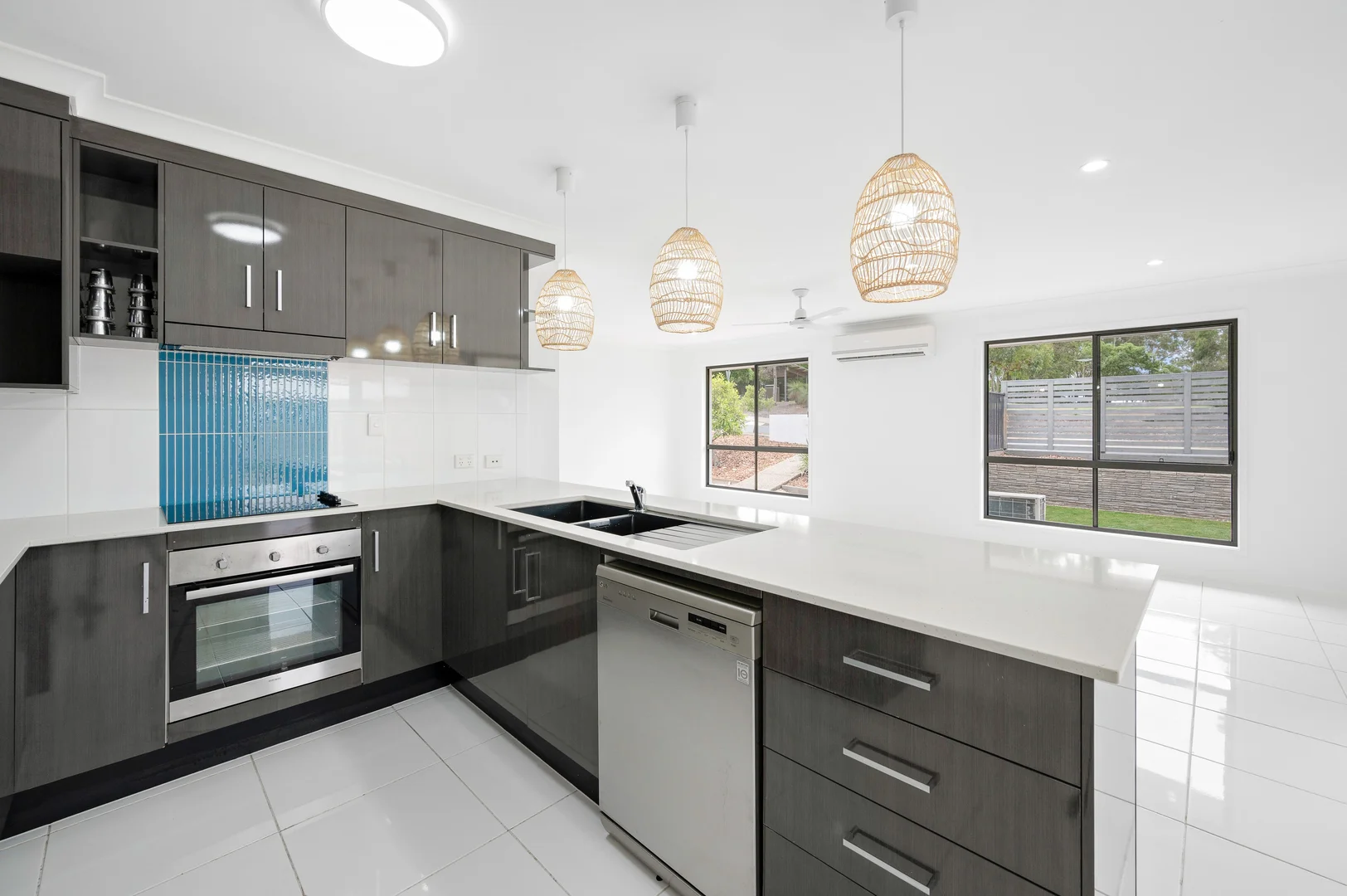 Additional image 3 of 26 Sundowner Road, Clinton QLD 4680