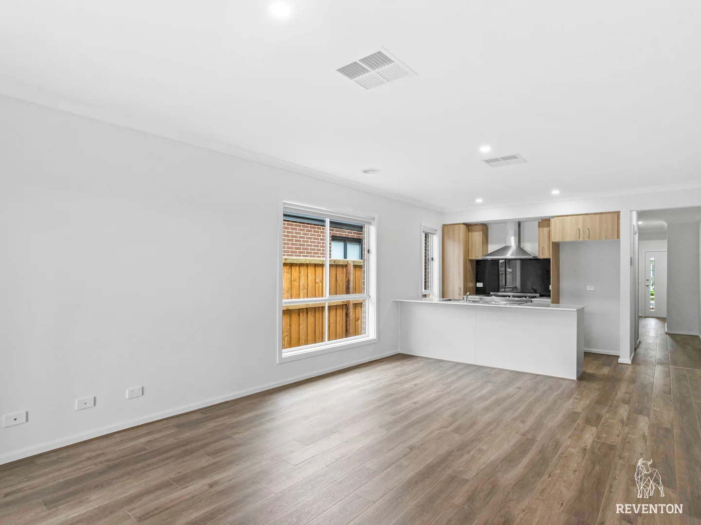 Additional image 3 of 13 Emilia Cct, Fraser Rise VIC 3336