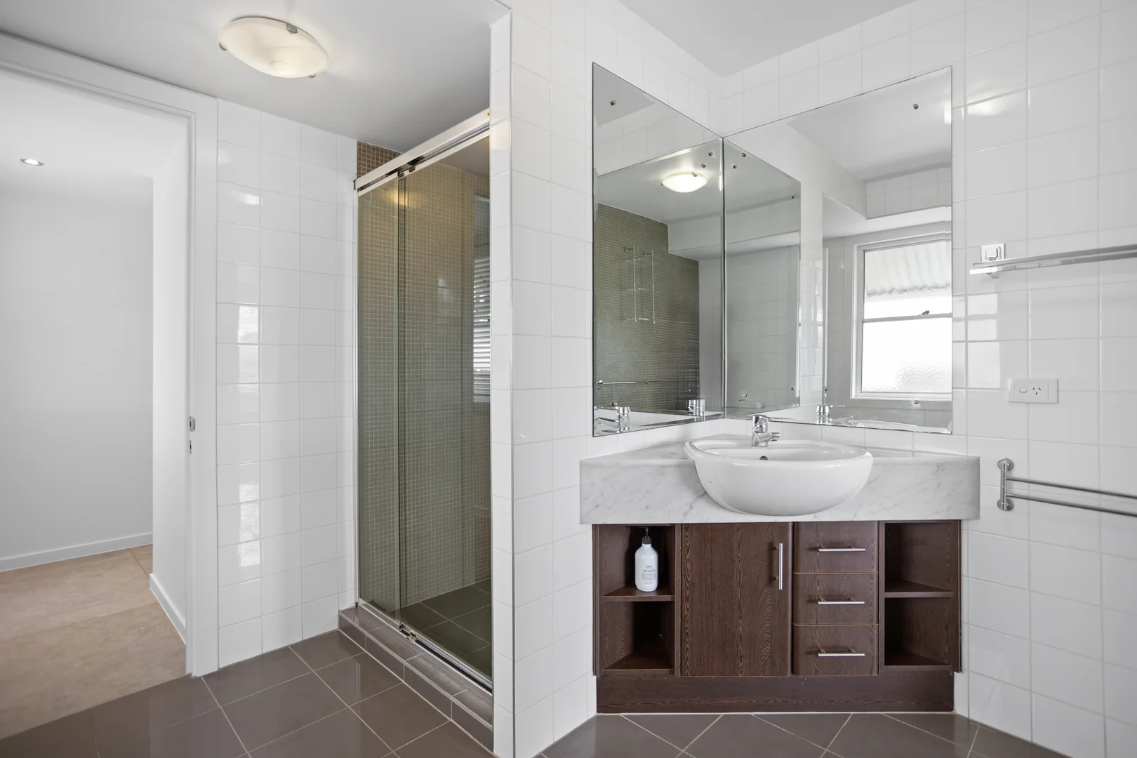 Additional image 16 of 165 Mcilwraith Avenue, Norman Park QLD 4170