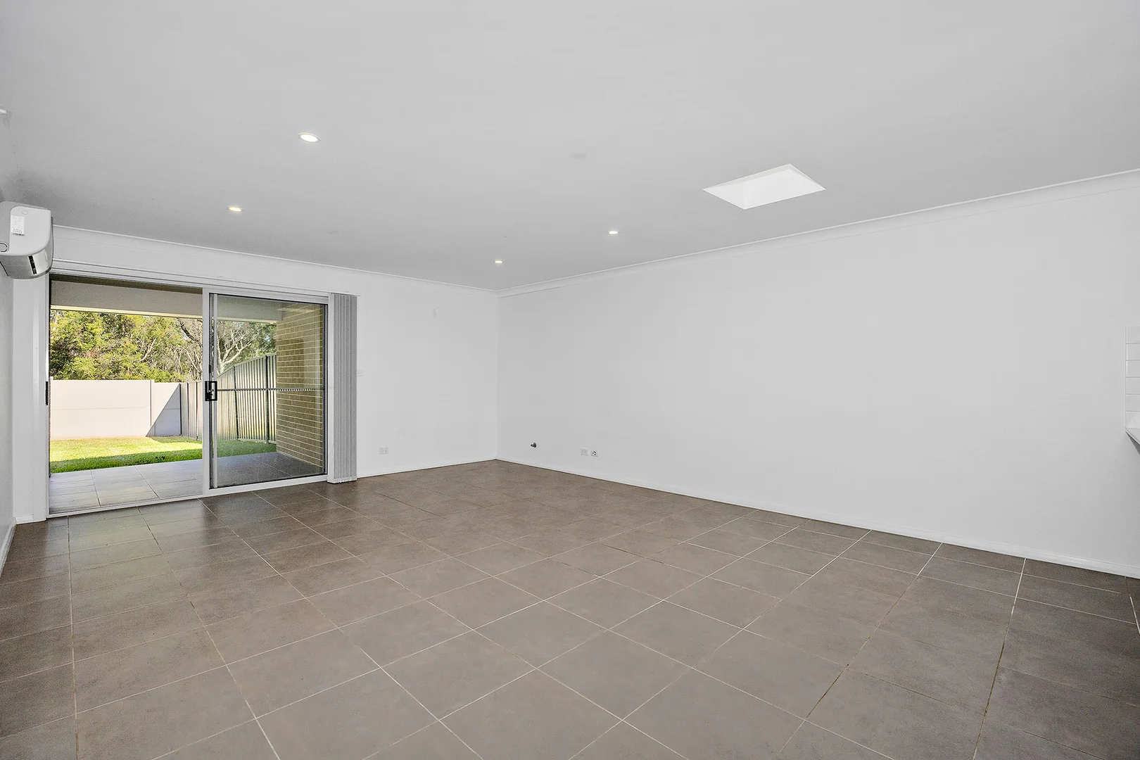 Additional image 3 of 1/21 Wethered Crescent, North Rothbury NSW 2335