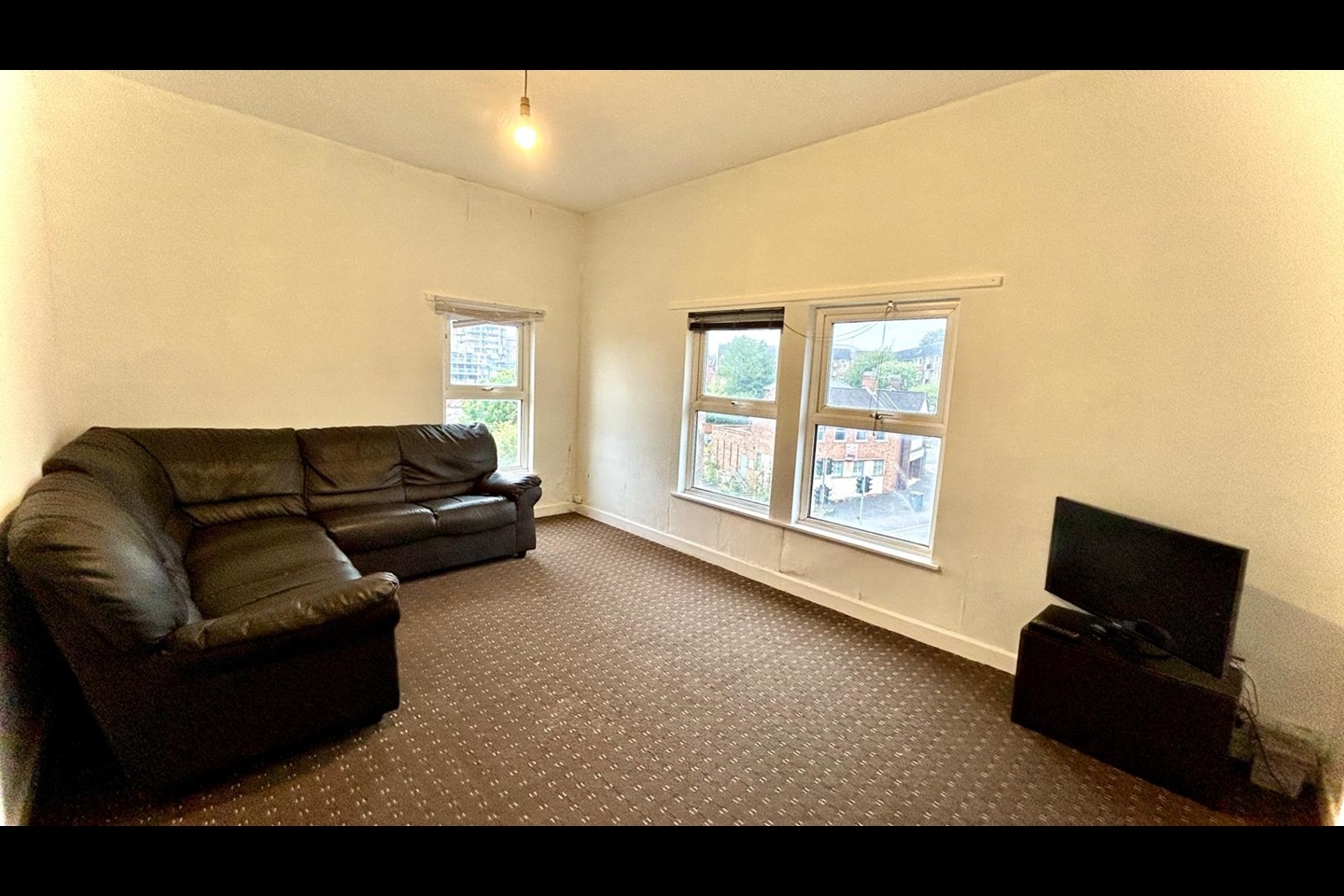 Additional image 5 of 4 Bed Flat, Arundel Street, NG7, N1 7GU