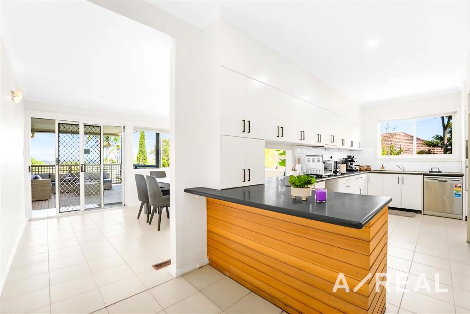 Additional image 4 of 122 Porter Road, Heidelberg Heights VIC 3081