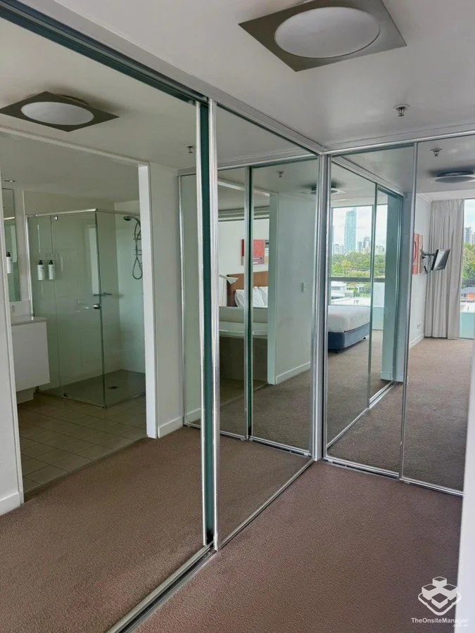 Additional image 5 of ID:21171871/33 T E Peters Drive, Broadbeach QLD 4218