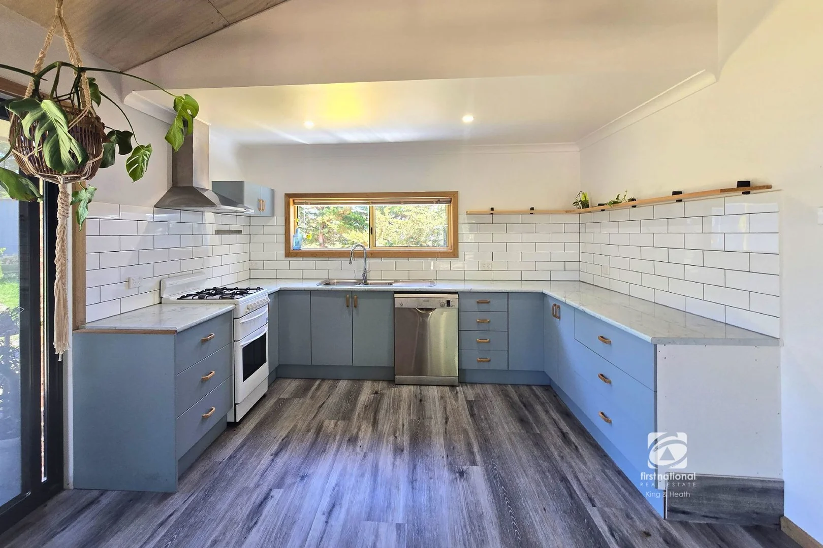 Additional image 5 of 4 Grevillia Avenue, Metung VIC 3904