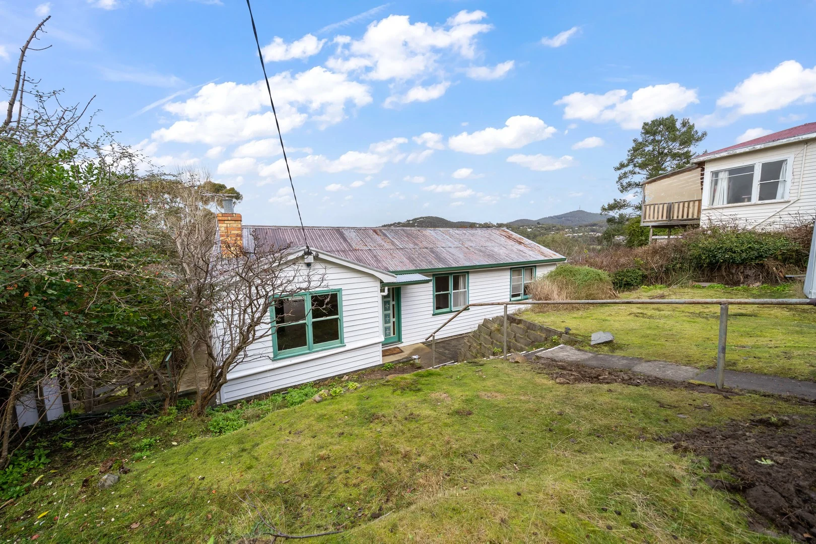 136 Forest Rd, West Hobart TAS 7000