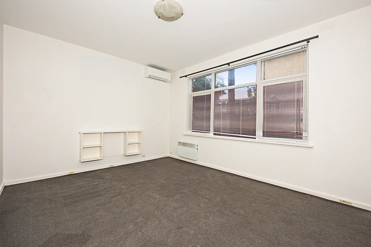 Additional image 5 of 2/19 Pine Avenue, Elwood VIC 3184