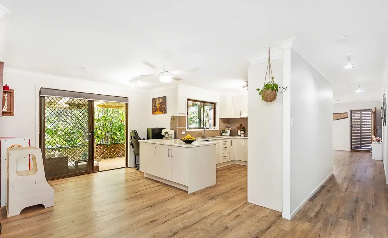 Additional image 4 of 10 Dewar Court, Highland Park QLD 4211