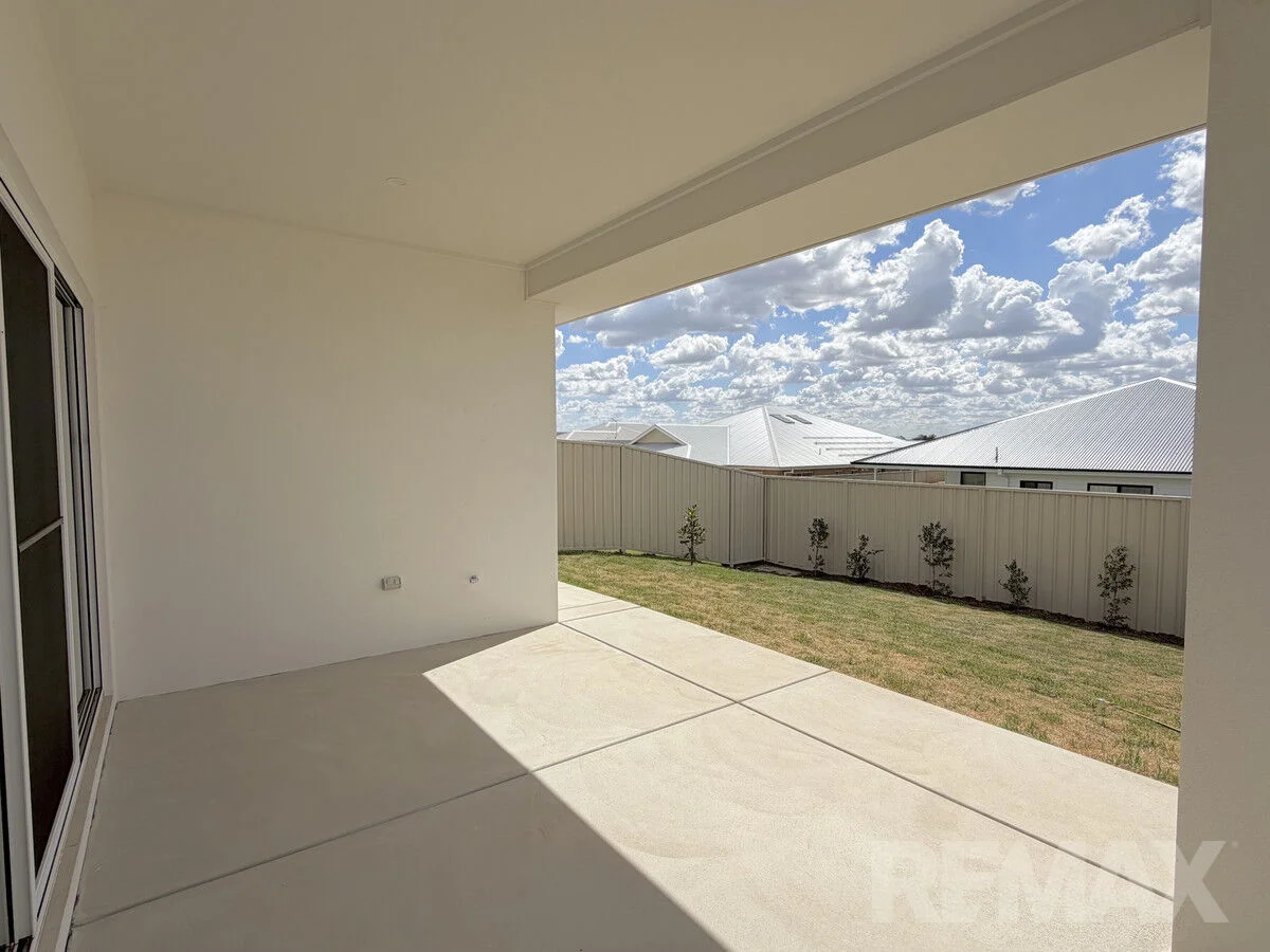 Additional image 16 of 2/17 Tooleybuc Street, Gobbagombalin NSW 2650