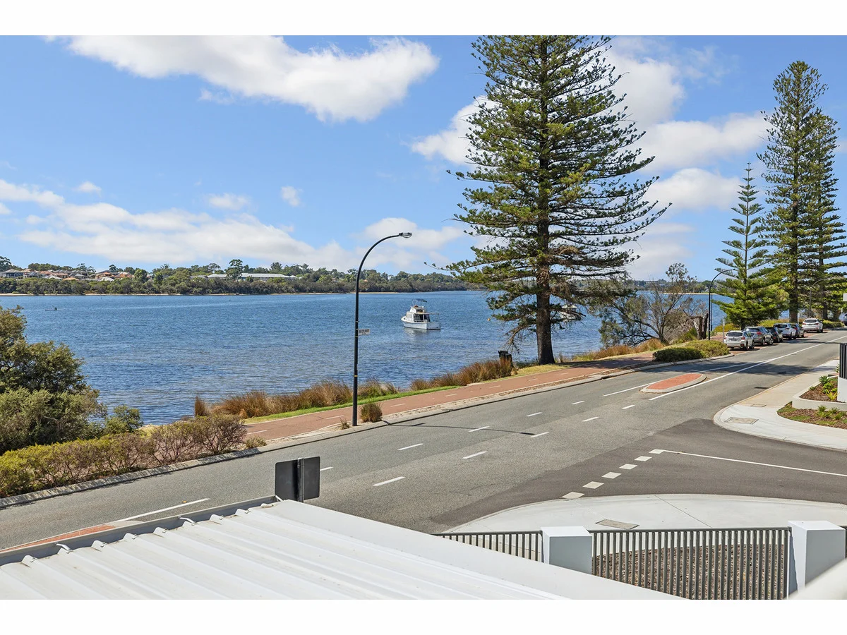 23A The Esplanade, Mount Pleasant WA 6153 photo 2