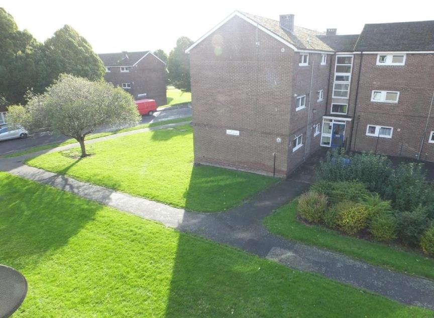 1 Bed Flat, Jordanthorpe, S8, N1 7GU