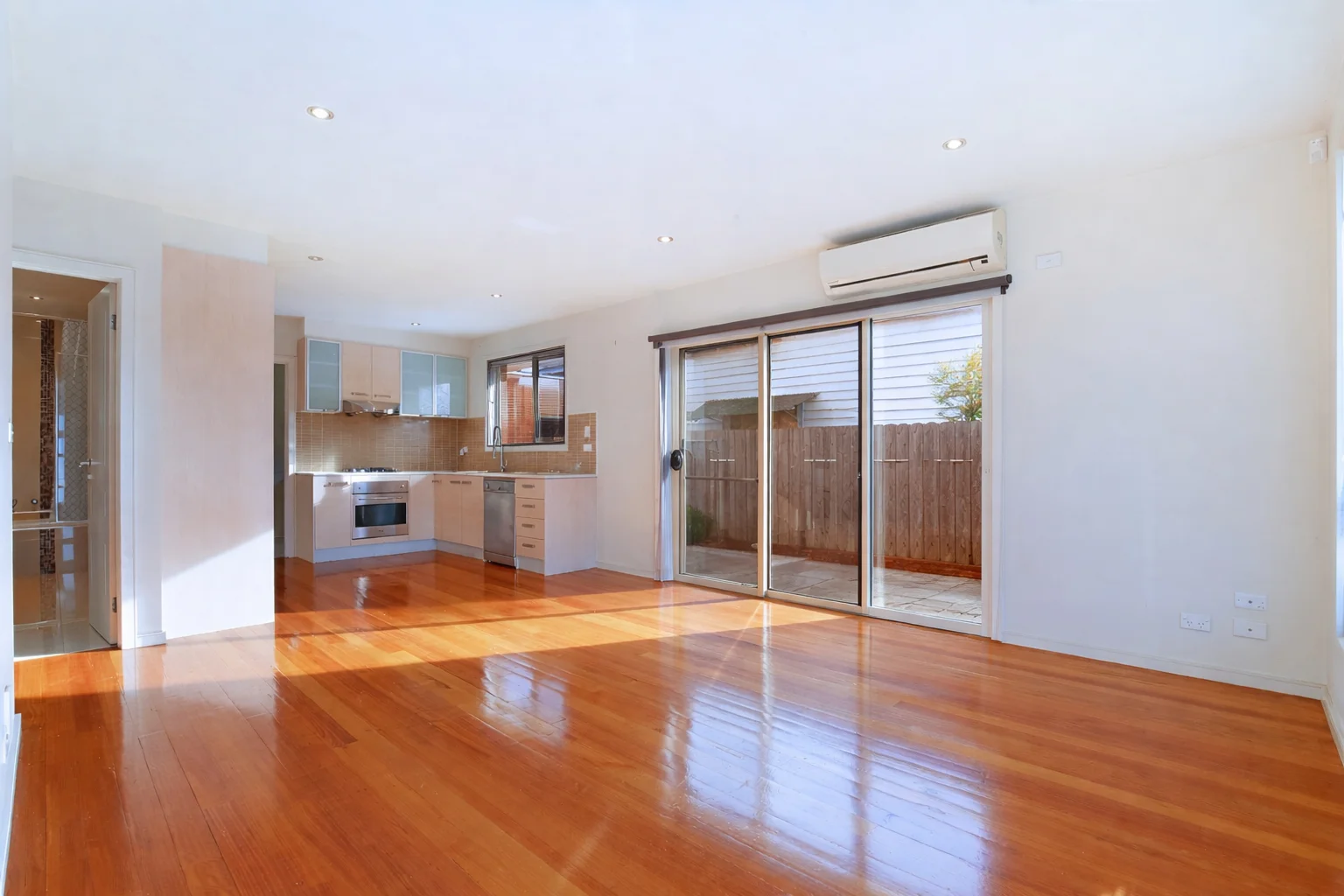 Additional image 4 of 1/35 Spring Street, Preston VIC 3072
