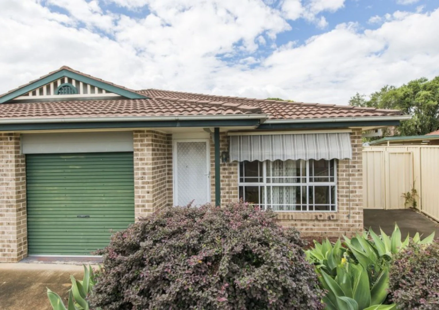 2/40 Goldmark Crescent, Cranebrook NSW 2749