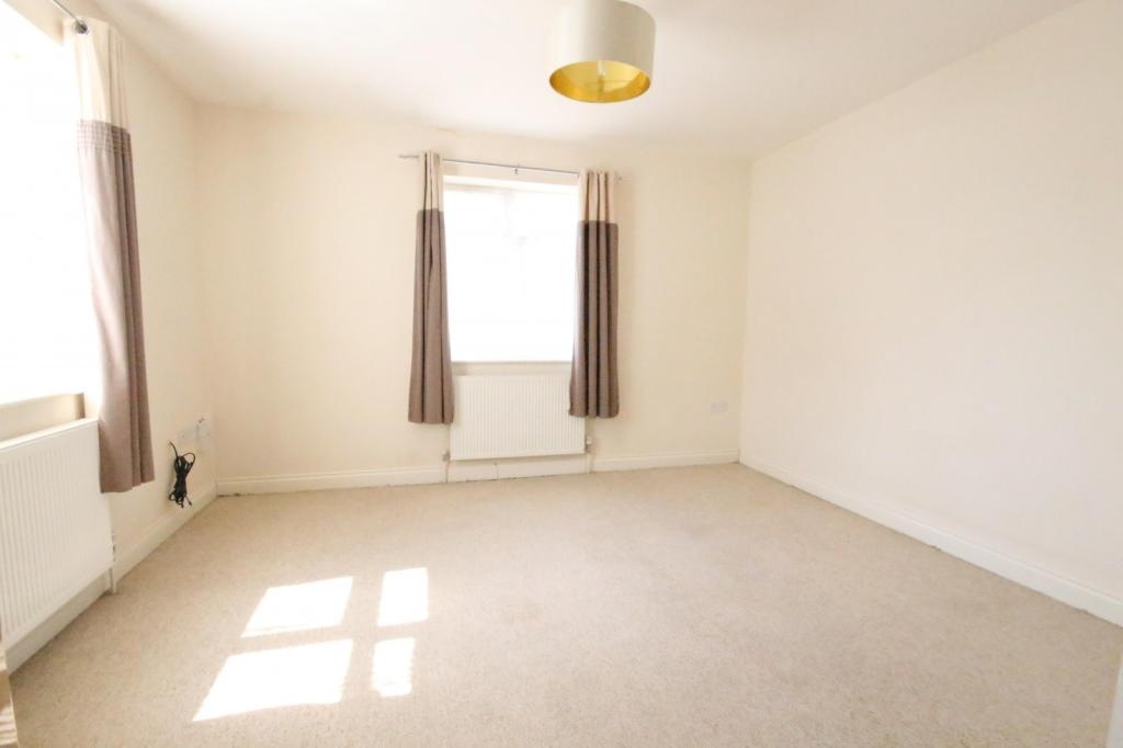 Additional image 6 of 2 Bed Flat, Wootton Road, OX14, N1 7GU