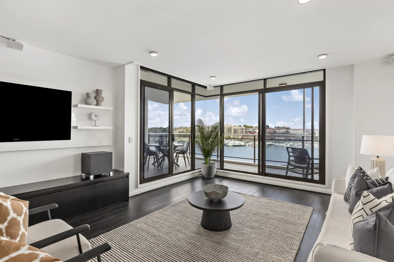 Additional image 2 of 801/29 Margaret Street, Rozelle NSW 2039
