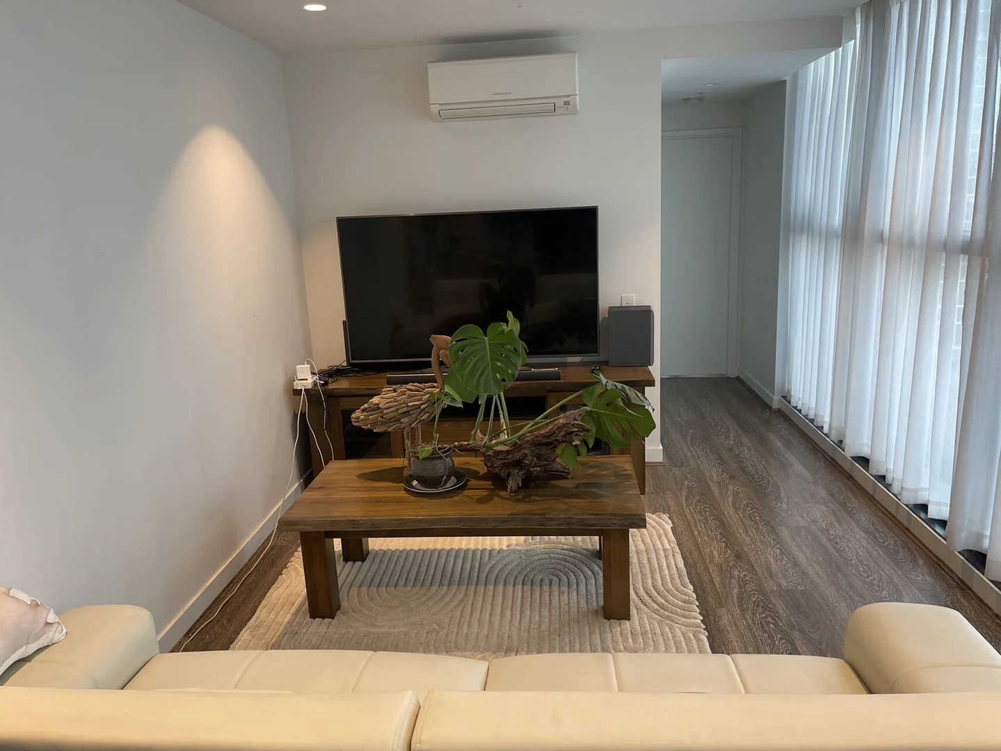 Additional image 3 of Unit 702/285 La Trobe Street, Melbourne VIC 3000