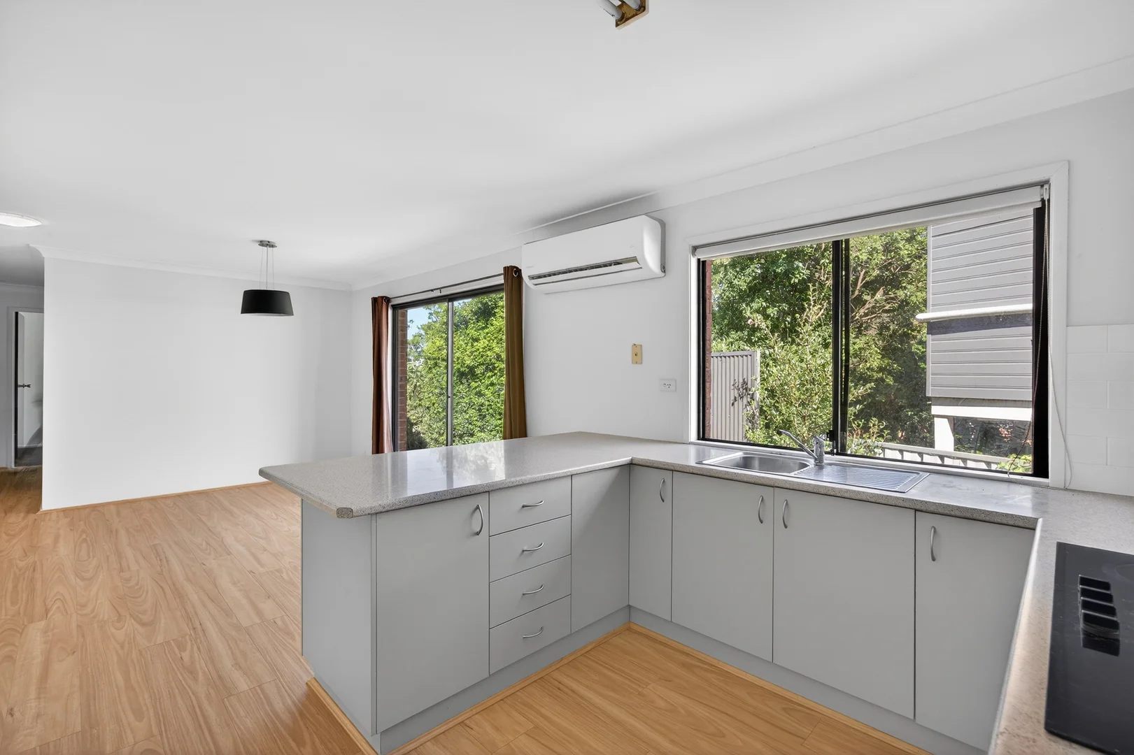 Additional image 5 of 215 Hawkesbury Road, Winmalee NSW 2777