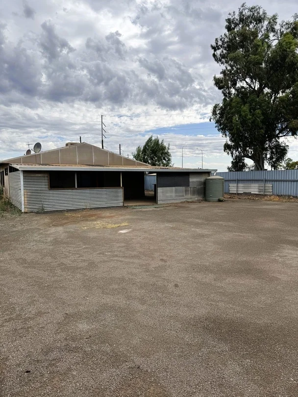12E Johnston Street, Boulder WA 6432