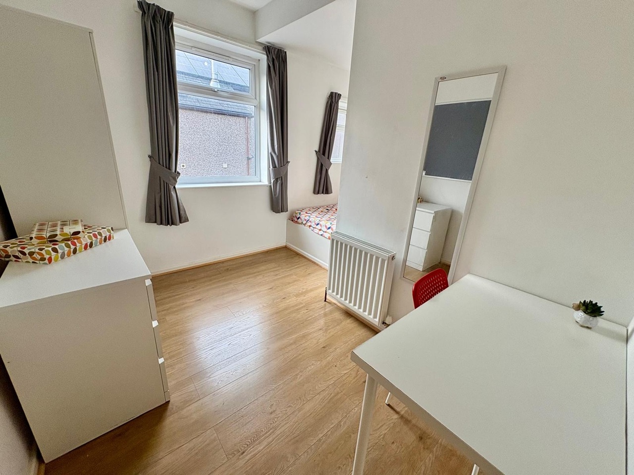 Additional image 8 of 10 Bed Terraced House, Pomona St, S11, N1 7GU